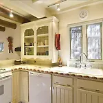 Casa Archuleta Two-Bedroom Holiday Home