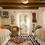 Casa Archuleta Two-Bedroom Holiday Home